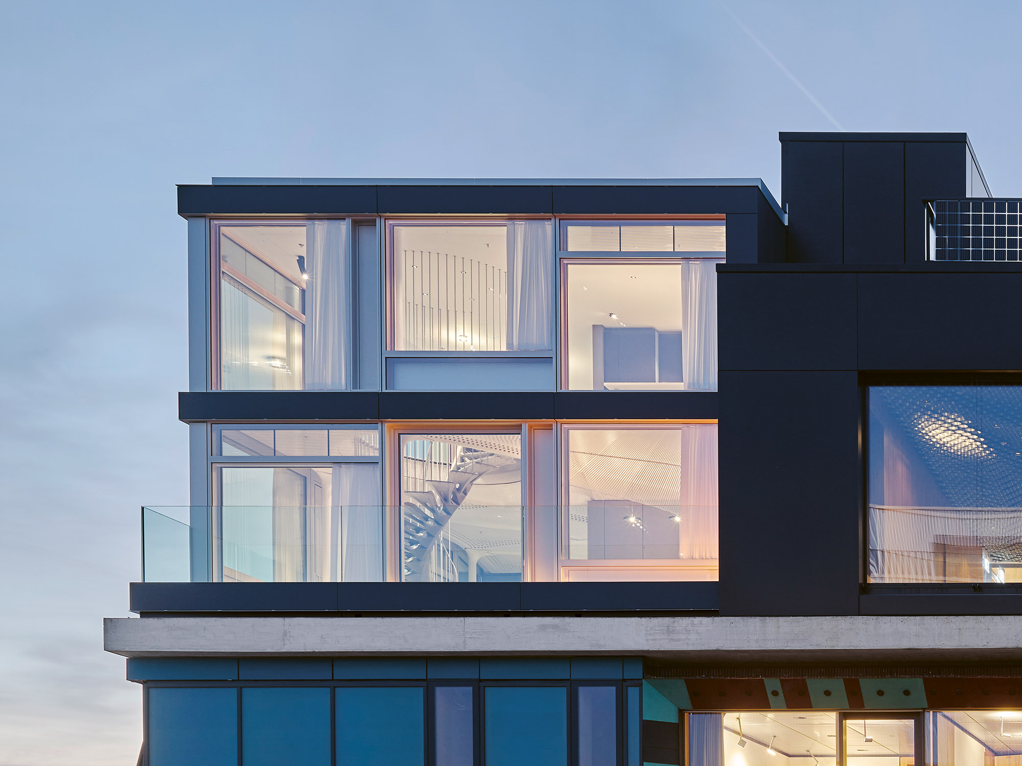 Oberflächen aus alten Jeans und Kaffeesatz